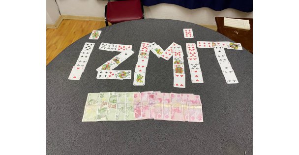 İş Yerinde Kumar Oynayan 4 Kişiye Para Cezası