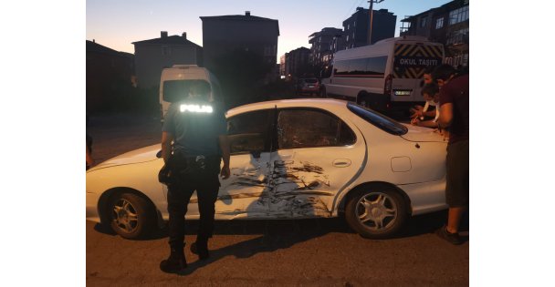 İşçi servisi ile otomobil çarpıştı: 1 yaralı