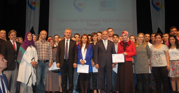 Işık Girişimcilere sertifika verdi!