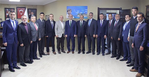 Işık İlçe Başkanlarıyla buluştu