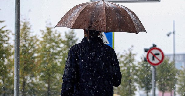İstanbul, Kocaeli, Sakarya ve Yalova çevrelerinde öğleden sonra sağanak bekleniyor