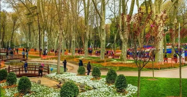 İSTANBULDA SONBAHAR MANZARASI
