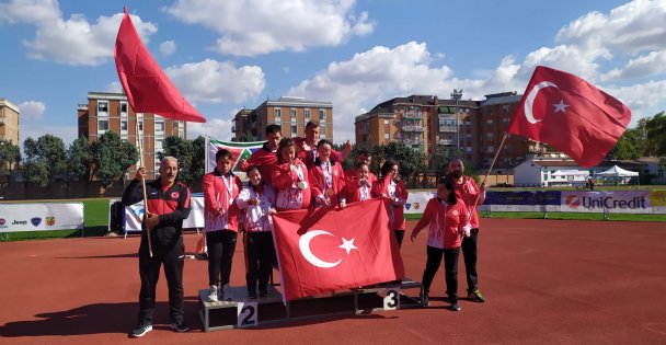 İtalya'da Kağıtspor Rüzgârı