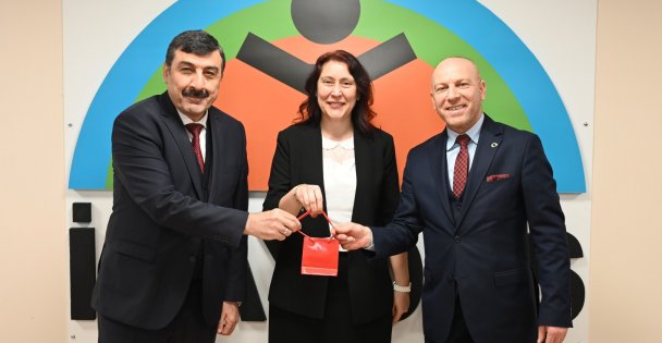 İZAYDAŞ'tan kadın çalışanlara teşekkür