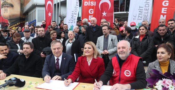 İzmit Belediyesinde Toplu Sözleşme Coşkusu