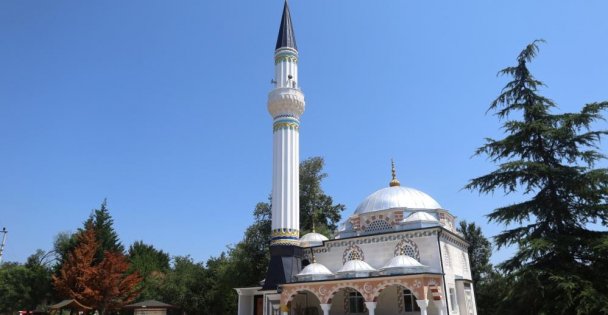 İzmit Kaynarca Camisi ibadete açıldı