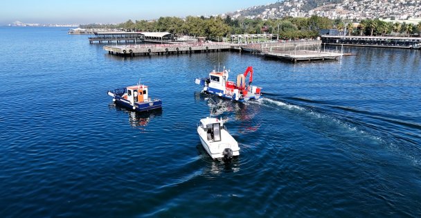 İzmit Körfezi'nde sürdürülebilir temizlik ve denetim seferberliği;  7 bin 90 metreküp atık denizden ayrıştırıldı