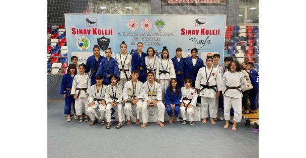 Judocular Zonguldak'ta Kürsüden İnmedi