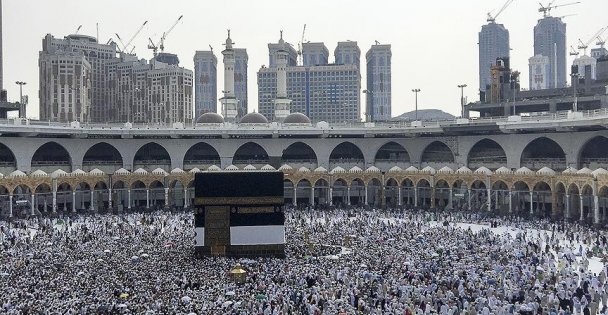 Kabe'de 15 Temmuz kahramanlarını unutmadı