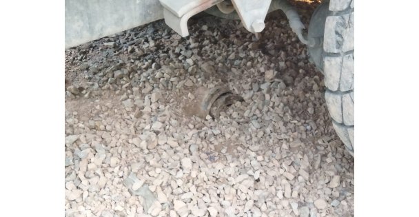 KAÇAK DÖKÜM YAPAN VİDANJÖR YAKALANDI: KAÇAK KANALİZASYON HATTI İÇİN ÖZEL KORUMA YAPMIŞ