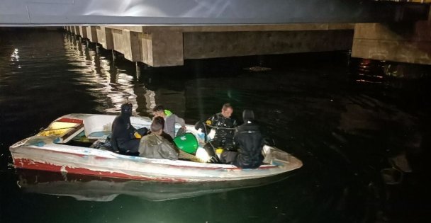 Kaçak Midye Avcılarını Deniz Polisi Yakaladı