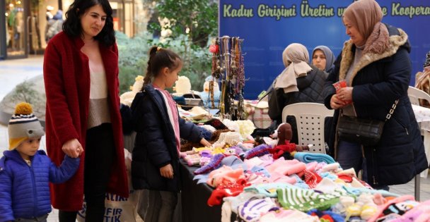 Kadın girişimciler ürünlerini pazarladı