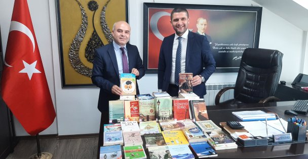 Kadın Konukevleri'ne Kitap Teslimi Yapıldı