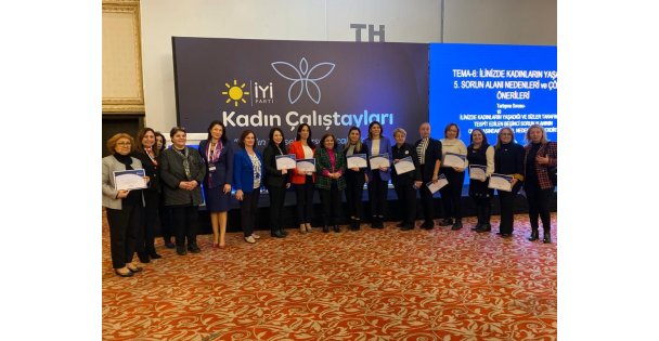 'Kadın Yükselmezse Alçalır Vatan'' Çalıştayı tamamlandı