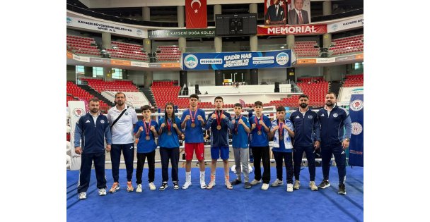Kağıtspor, Kocaeliyi sporun zirvesine taşıdı