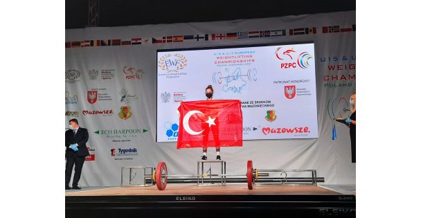 Kağıtsporlu Ceren Avrupa Şampiyonu