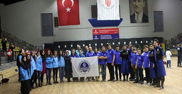 Kağıtsporlu Okçular İstanbul'da yarıştı