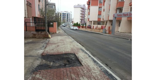 Kaldırımda mazgal var!