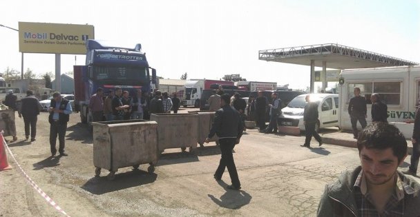 Kamyoncular eylem yaptı!