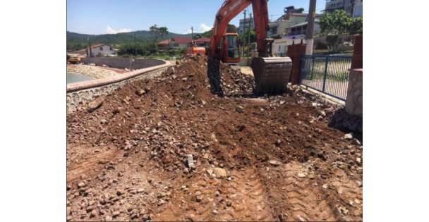 Kandıra'da üstyapı çalışmaları yapılıyor