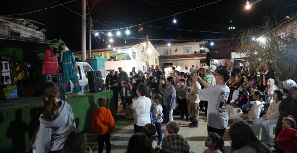 Kandıra'nın Katçalı Köyü Geleneklerini Yaşatarak Örnek Oluyor