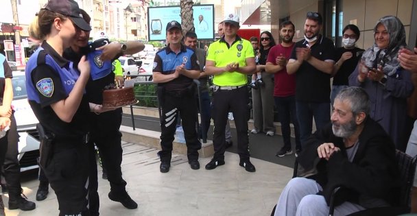 Kanser Tedavisi Gören Polis Memuruna Meslektaşlarından Duygunlandıran Sürpriz
