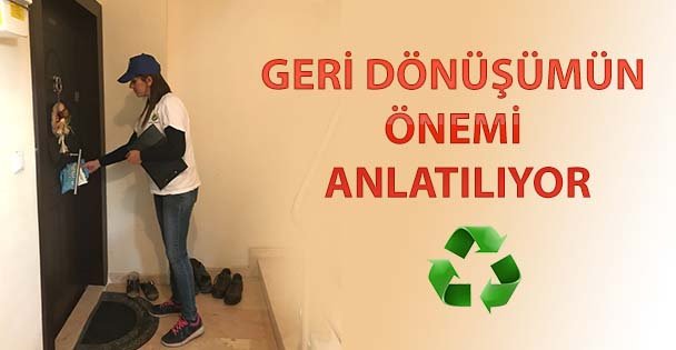 Kapı kapı dolaşıp geri dönüşümü anlatıyorlar