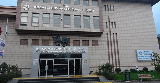 Kapılarını nihayet açıyor
