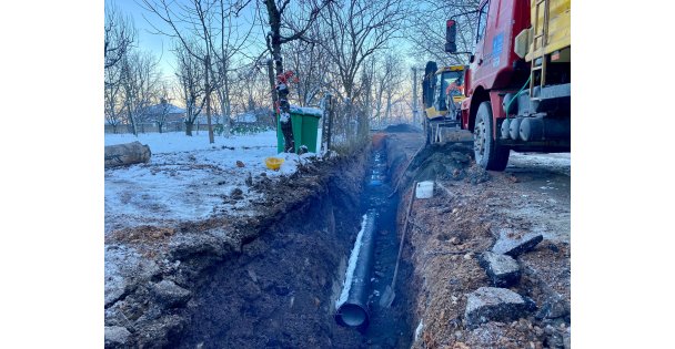 KAR ALTINDA İÇMESUYU HATTI YENİLEME ÇALIŞMALARI DEVAM EDİYOR