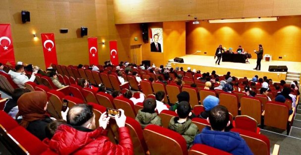 Kar Tatilinde Dilovası'nda Tiyatro ve İllüzyon Şöleni