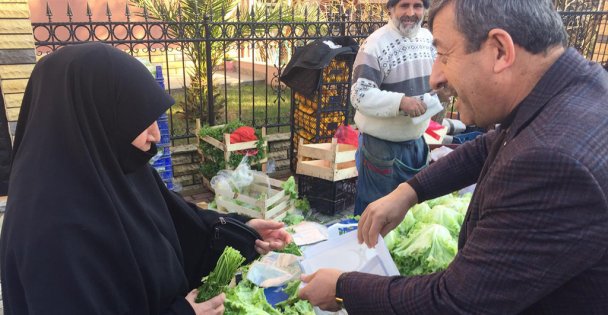 Karabacak bez torba dağıttı