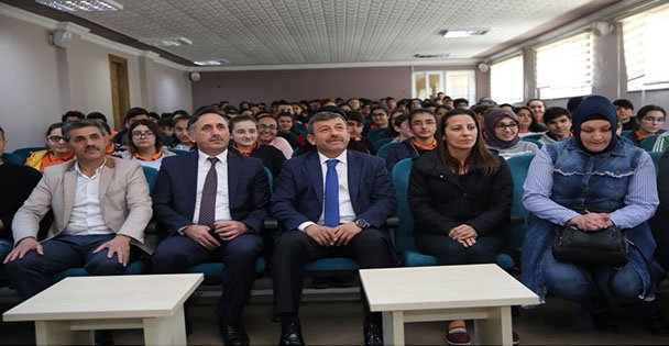 Karabacak Öğrencilerle Buluştu