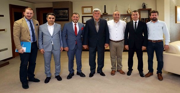 Karaosmanoğlu, 'Yeni büyük Türkiye için çok çalışmalıyız”