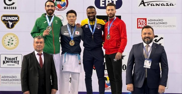 Karate Seri A'da Kağıtspor rüzgarı