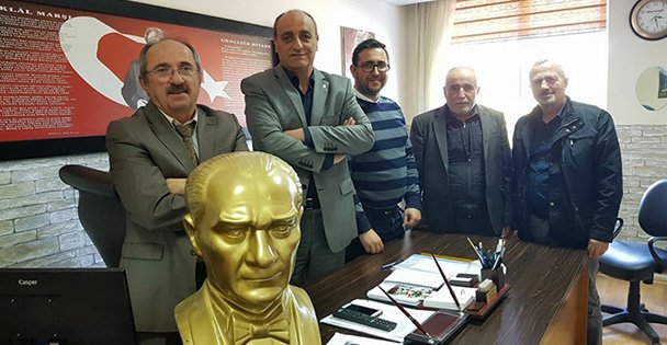 Kargalı İlköğretim Okuluna Atatürk büstü