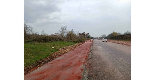 Kartepe Ballıca Sokak'ta Kaldırım İmalatlarına Başlandı