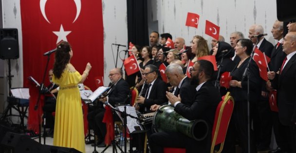 Kartepe'de Türk Sanat Ve Halk Müziği Koro Kayıtları Başladı