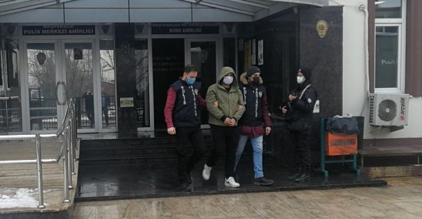 Kasten Yaralama Suçundan Aranıyordu Yakalandı!