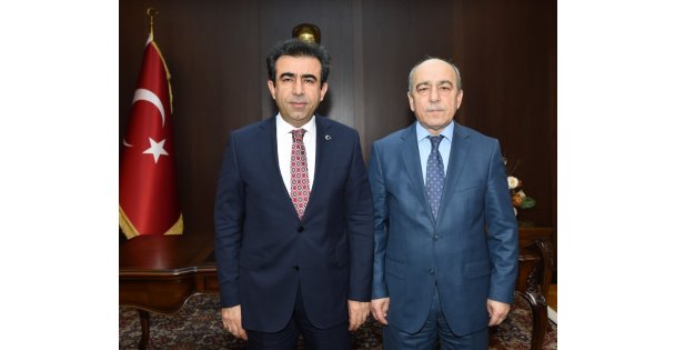 Kaymakamlardan veda ziyareti