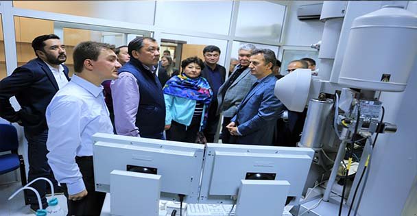 Kazaklar GTÜ'yü inceledi