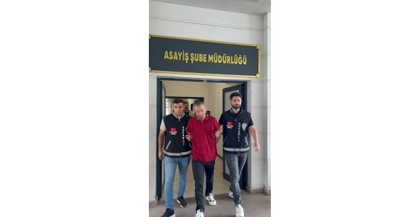 Kendisini Cumhuriyet Başsavcısı Olarak Tanıtan Dolandırıcı Özel Hesabına Gelen Ödeme İle Yakalandı