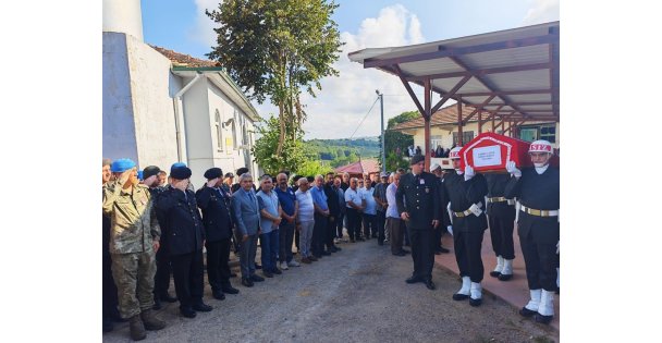 Kıbrıs Gazimiz Kerim Ersoy Dualarla Son Yolculuğuna Uğurlandı