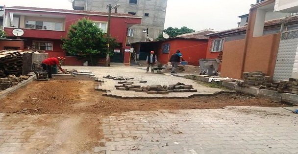 Kilitli Parke Tamiratı Devam Ediyor
