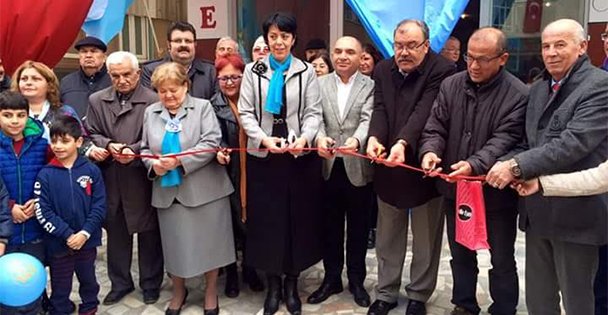 Kırım Türkleri'nden hayır kermesi!
