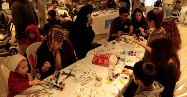 Kocaeli Büyükşehir, kâğıttan uçakları yarıştırdı;  Kâğıt uçaklar geleceğin hayalleri için havalandı