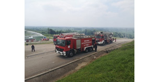 Kocaeli Büyükşehir, komşunun yardımına koştu