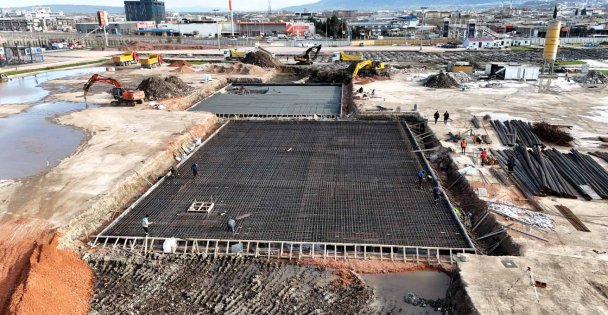 Kocaeli Büyükşehir'in dev projesinde durmak yok; Sosyal Yaşam Merkezi'nde çalışma temposu yüksek