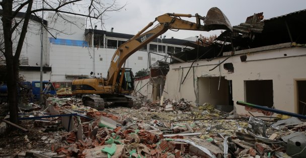 Kocaeli Fuarı'nda İlk Yıkım