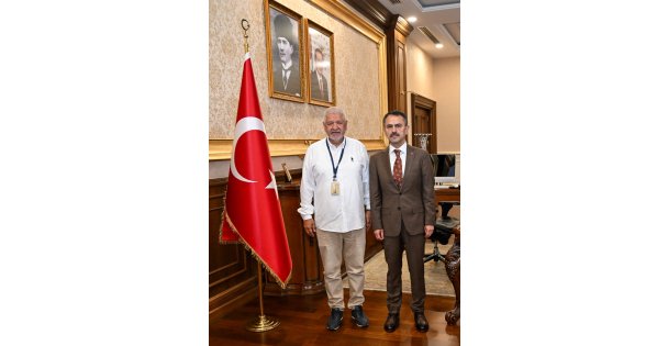 Kocaeli Gazeteciler Cemiyeti Eski Başkanı Cemal Kaplan, Vali İlhami Aktaş'ı Ziyaret Etti