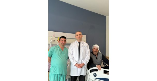 KOCAELİ ŞEHİR HASTANESİ'NDEN BEYİN CERRAHİSİNDE ÖNEMLİ BAŞARI